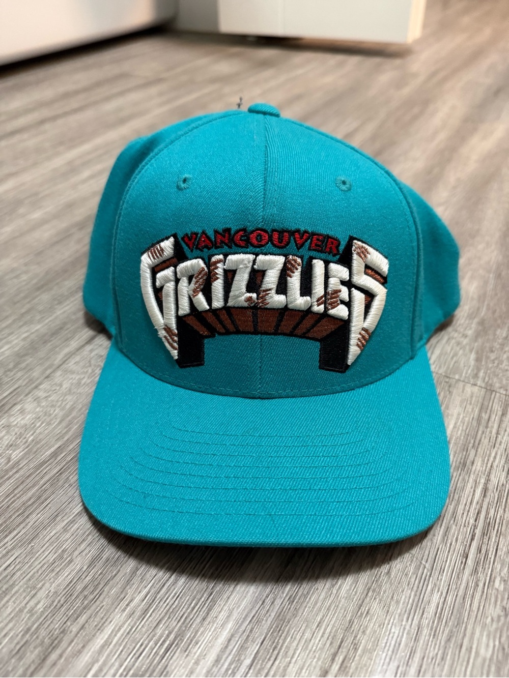 Mitchell & Ness Teal Vancouver Grizzlies Snapback